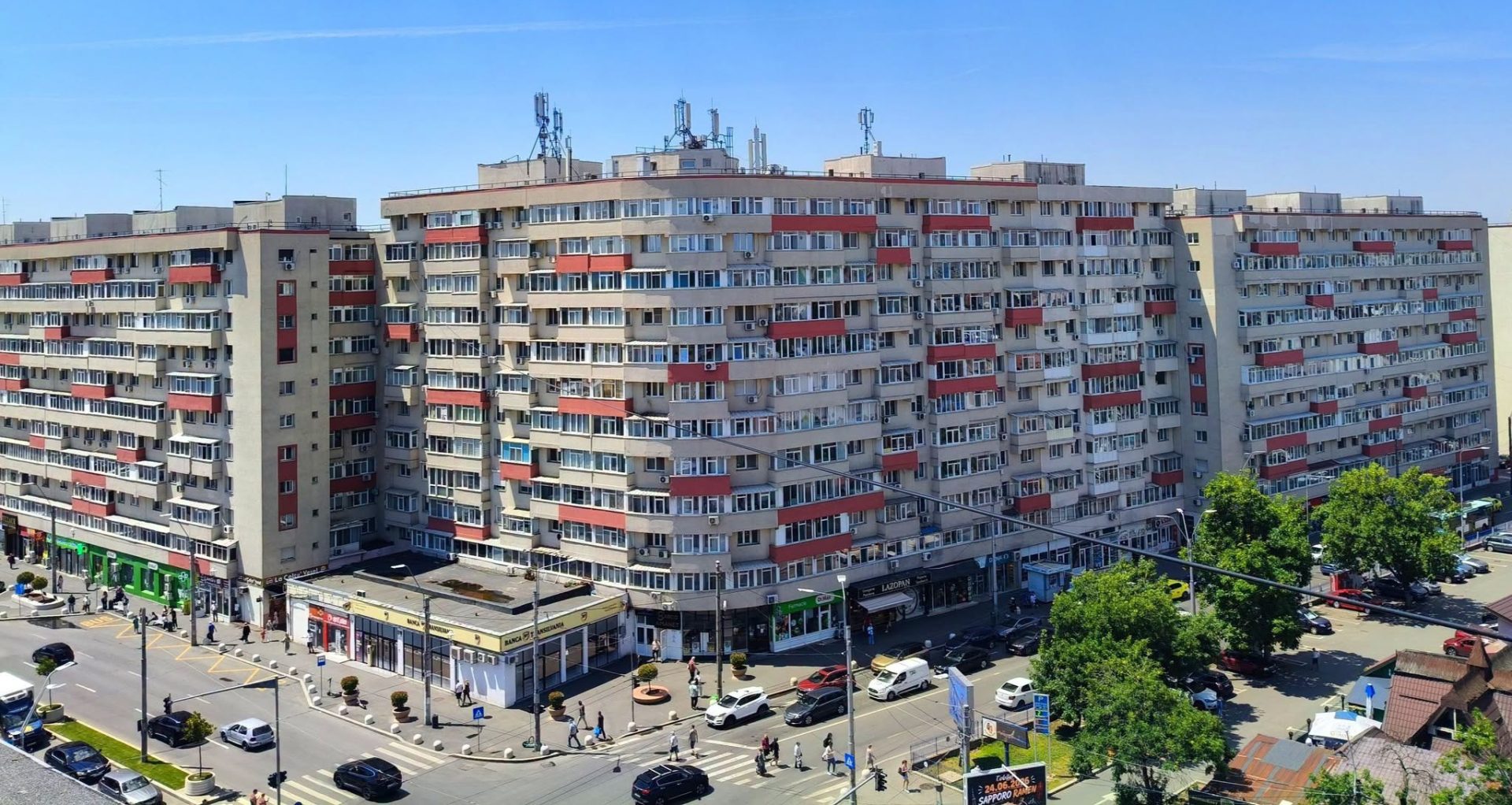 Românii care stau la bloc trebuie să respecte această regulă. Penalități de până la 0,2% pe zi