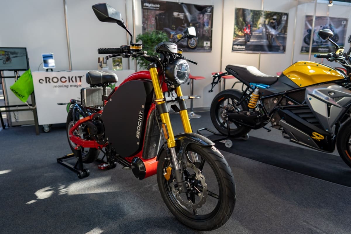 Rabla 2026. S-au suplimentat ecotichetele, câţi români pot să-şi ia scutere sau motociclete electrice