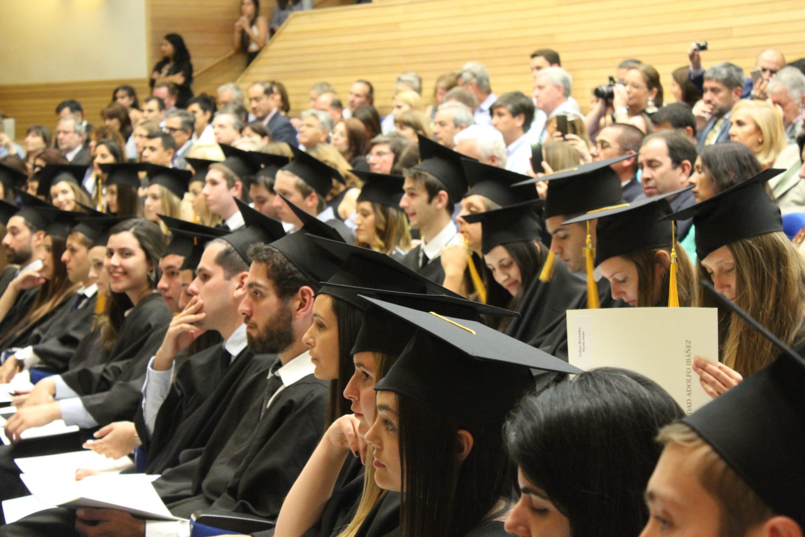 Calendarul noului an universitar 2026-2027. Când încep studenții cursurile