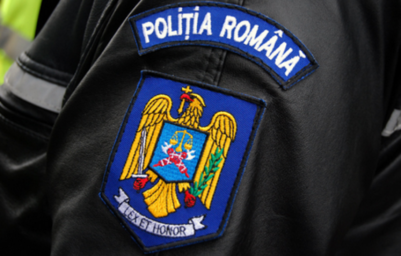 Un profesor de la Școala de Poliție Câmpina, acuzat de hărțuire sexuală de către o elevă