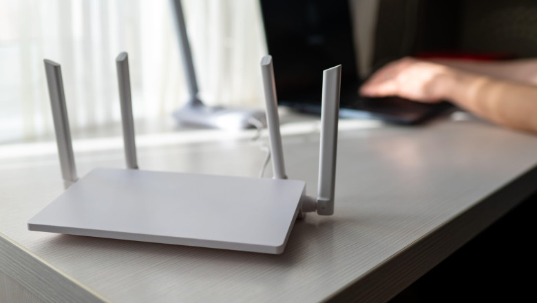 Top 5 obiecte din casă care distrug semnalul Wi-Fi. Unde este bine să ții routerul