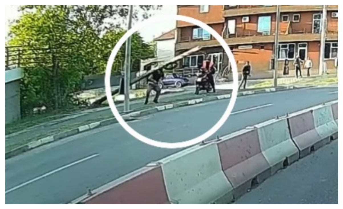 Incident grav în județul Constanța. Un stâlp de electricitate a căzut peste un tânăr de 36 de ani